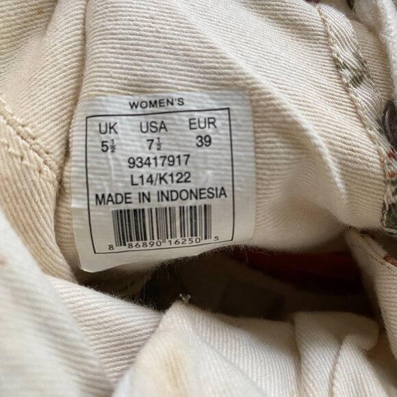 Palladium Floral Canvas Boots - Picture 9 of 9